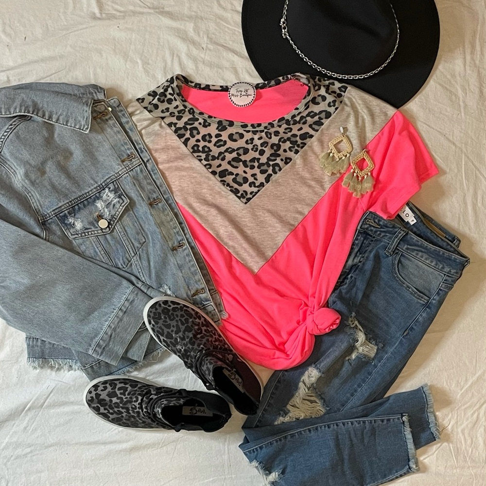 Color-block leopard top - Picture 2 of 2
